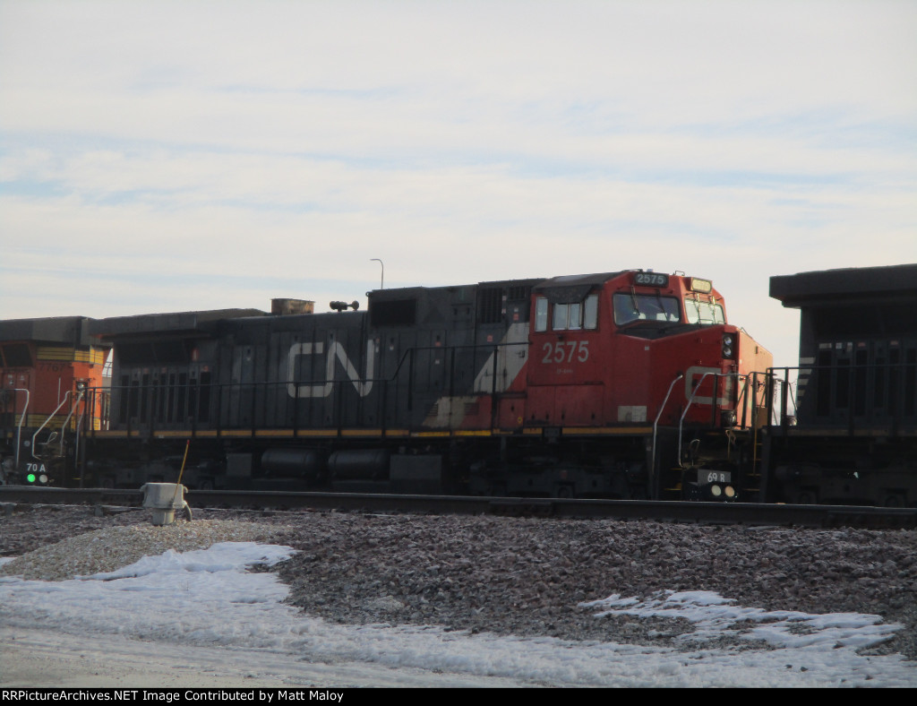 CN 2575